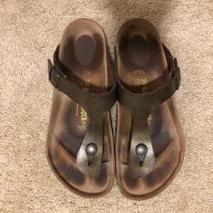 Birkenstock Gizeh Golden Brown Sandal